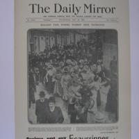 Affiche pour The Daily Mirror Gouter deracine (Ecaussinnes) à partir du 3 juin 1974